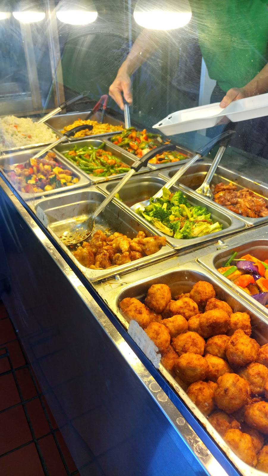 Donuts and Fast Chinese Food | restaurant | 1032 E Avenida De Los Arboles, Thousand Oaks, CA 91360, USA | 8052417761 OR +1 805-241-7761