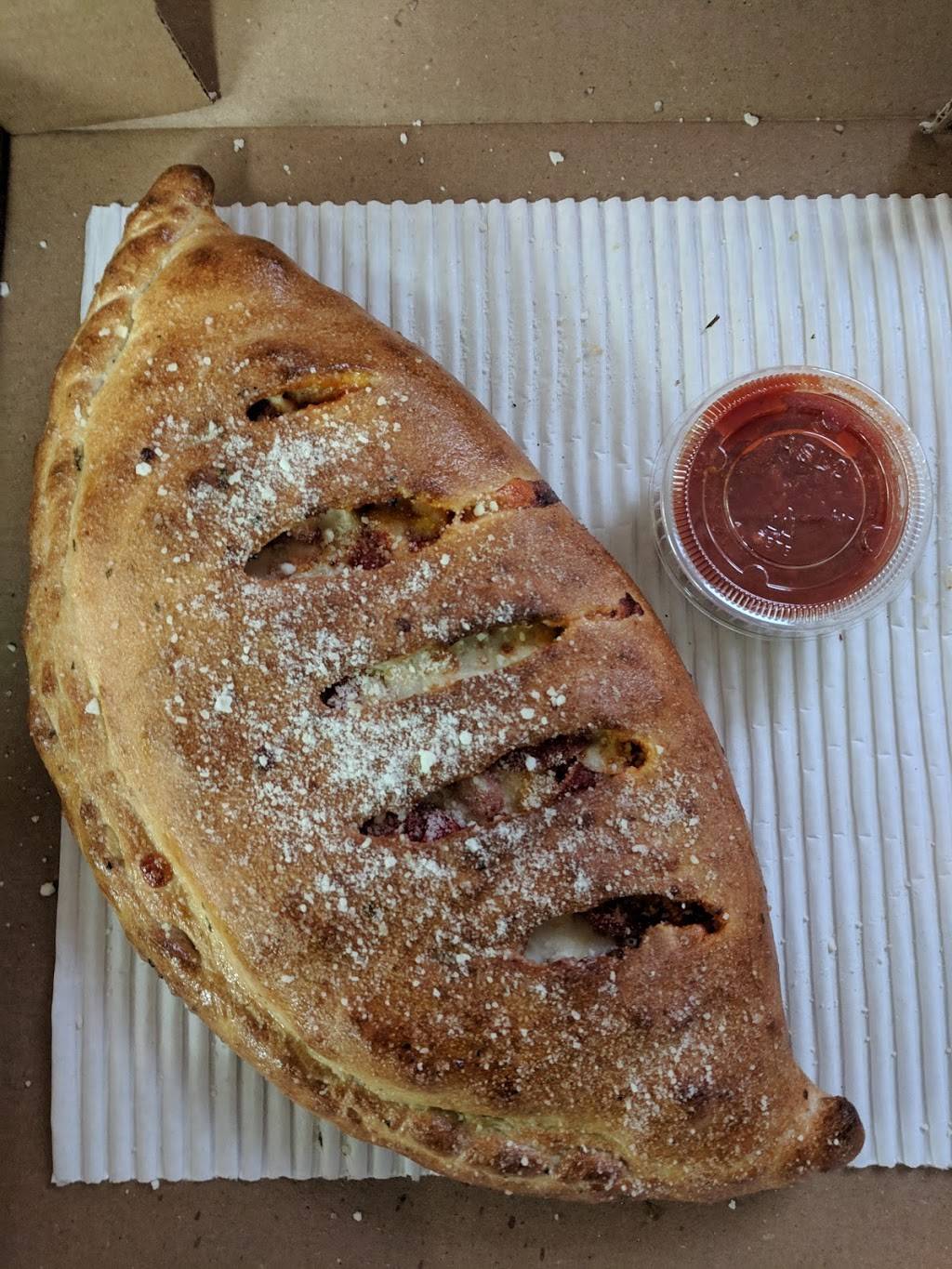 TITOS PIZZA DELHI | restaurant | 384 James St, Delhi, ON N4B 2B7, Canada | 5195821919 OR +1 519-582-1919