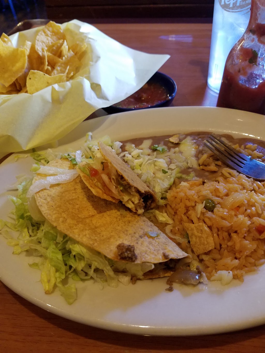 La Cantina Mexican Restaurant | restaurant | 3134 NW Cache Rd, Lawton, OK 73505, USA | 5806997272 OR +1 580-699-7272