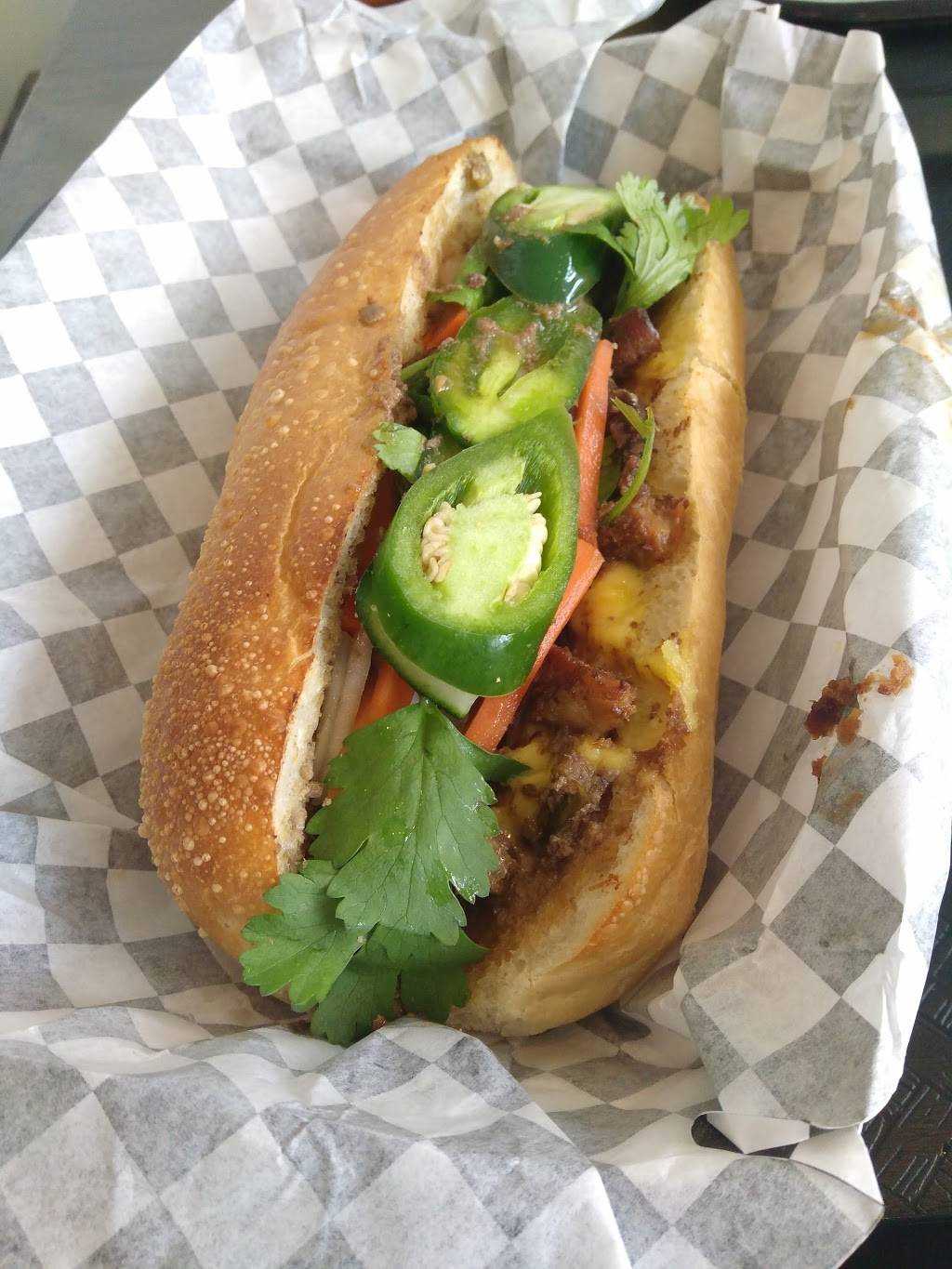 Saigon Subs and Rolls | restaurant | 151 W 4th St, Cincinnati, OH 45202, USA | 5133817827 OR +1 513-381-7827