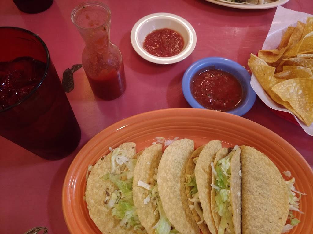 Las Palomas Mexican Restaurant | restaurant | 108 City Hall Ave, Bowdon, GA 30108, USA | 7702587378 OR +1 770-258-7378