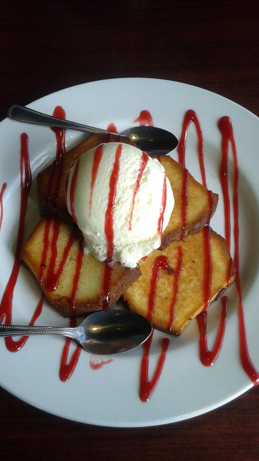 Eagles Bar & Grill | restaurant | 50640 Waterside Dr, New Baltimore, MI 48051, USA | 5869499600 OR +1 586-949-9600