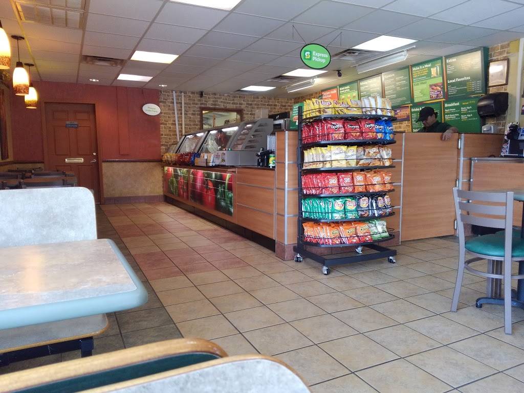 Subway | restaurant | 3381 Hwy 48 N, Charlotte, TN 37036, USA | 6157896060 OR +1 615-789-6060