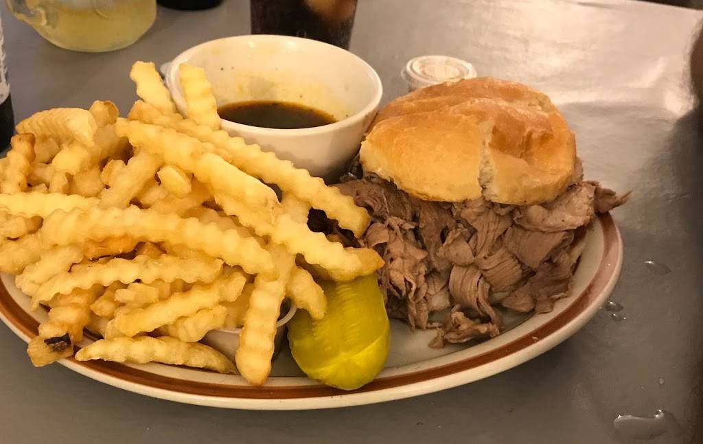 Sammy’s 2 Pizza of Buffalo | restaurant | 640 Colvin Ave, Buffalo, NY 14217, USA | 7168760678 OR +1 716-876-0678