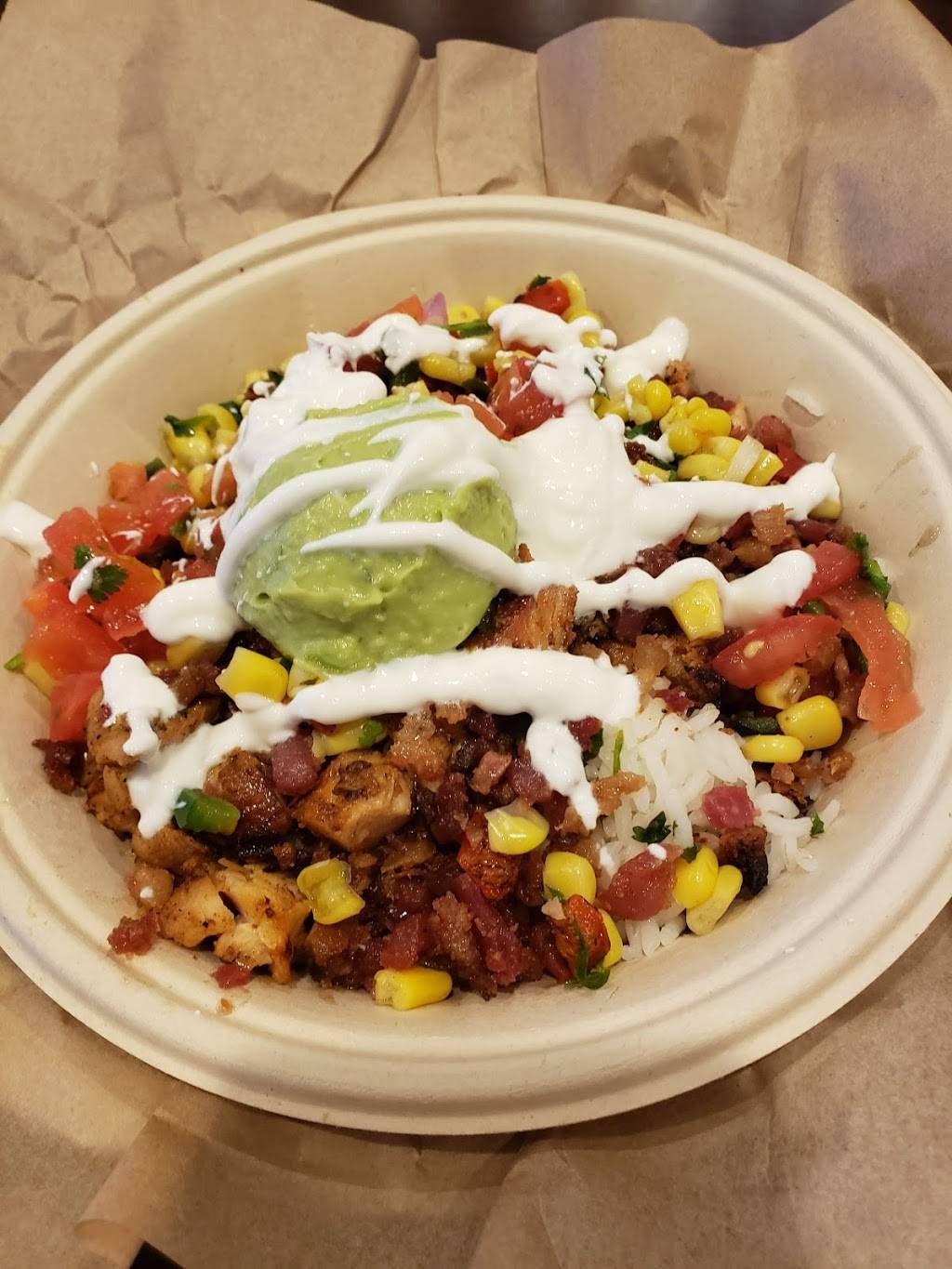 QDOBA Mexican Eats | restaurant | 4621 N Kickapoo Ave, Shawnee, OK 74804, USA | 4053952642 OR +1 405-395-2642