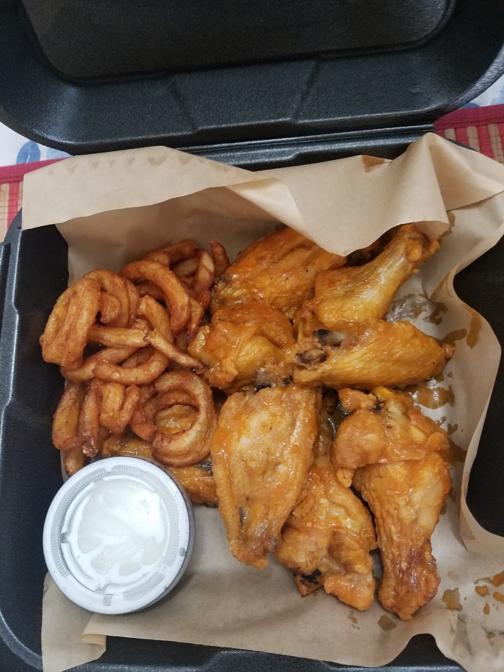 Its Just Wings | restaurant | 2185 Eastridge Loop, San Jose, CA 95122, USA | 4697887973 OR +1 469-788-7973