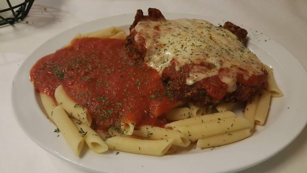 Riccios Italian Restaurant | restaurant | 9213 Baybrook Ln, Charlotte, NC 28277, USA | 7045425111 OR +1 704-542-5111