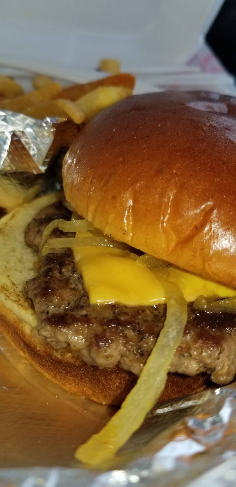 Babys Cheesesteak | restaurant | 4003 W 167th St, Country Club Hills, IL 60478, USA | 7087992229 OR +1 708-799-2229