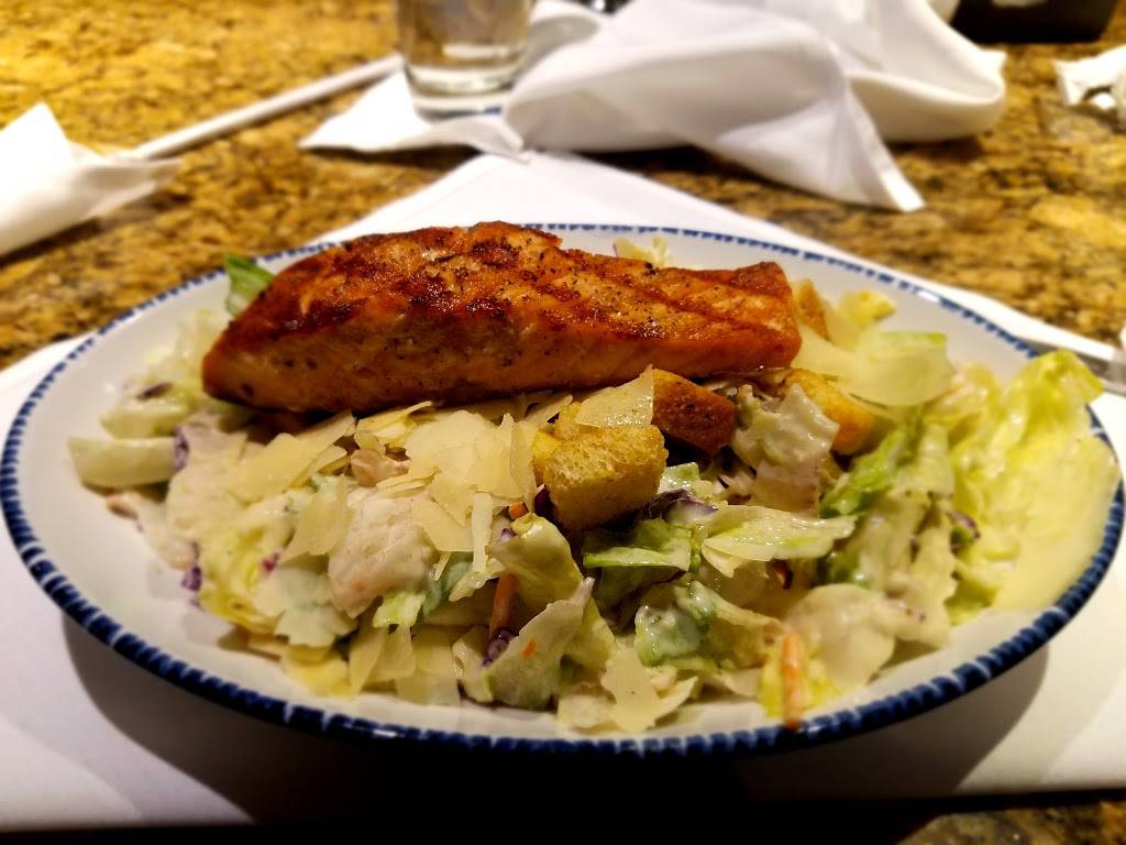 Red Lobster | restaurant | 455 Gateway Dr, Brooklyn, NY 11239, USA | 7189642057 OR +1 718-964-2057