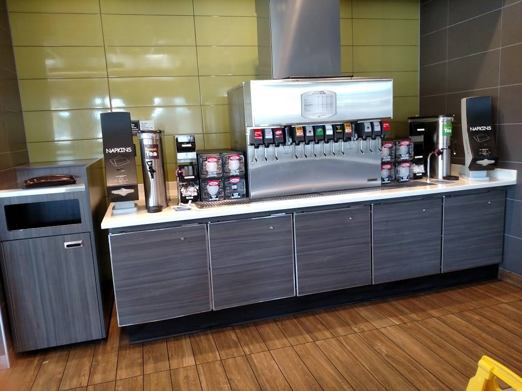 McDonalds | cafe | 825 S St Marys St, St Marys, PA 15857, USA | 8148341612 OR +1 814-834-1612