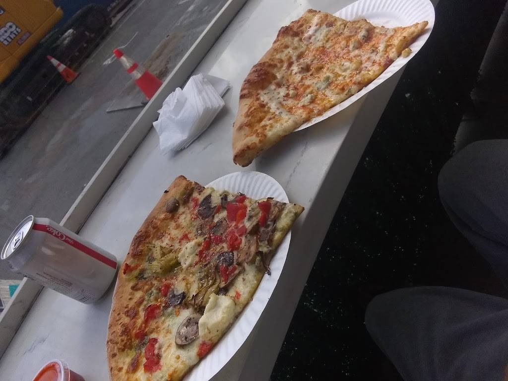 Krisp Pizza | meal delivery | 1036 Seventh Ave, San Diego, CA 92101, USA | 6192326100 OR +1 619-232-6100