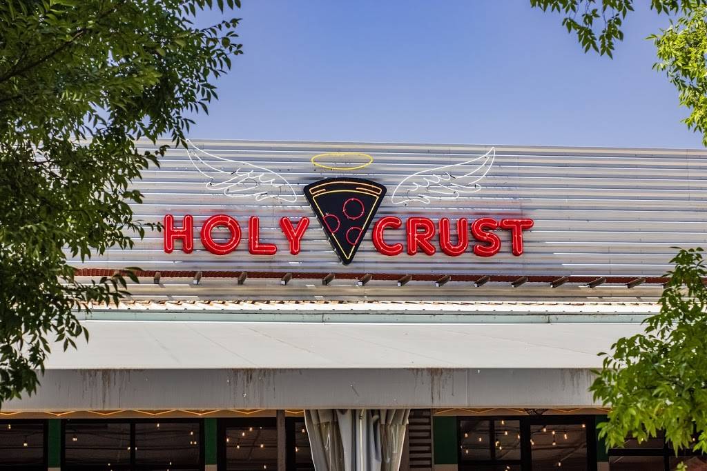 Holy Crust | restaurant | 3011 Gulden Ln Suite 112, Dallas, TX 75212, USA | 4693290707 OR +1 469-329-0707