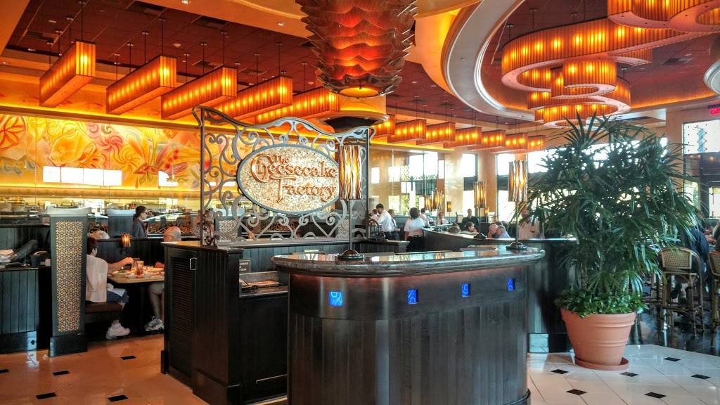 The Cheesecake Factory | restaurant | 1701 Sunrise Hwy, Bay Shore, NY 11706, USA | 6319695780 OR +1 631-969-5780