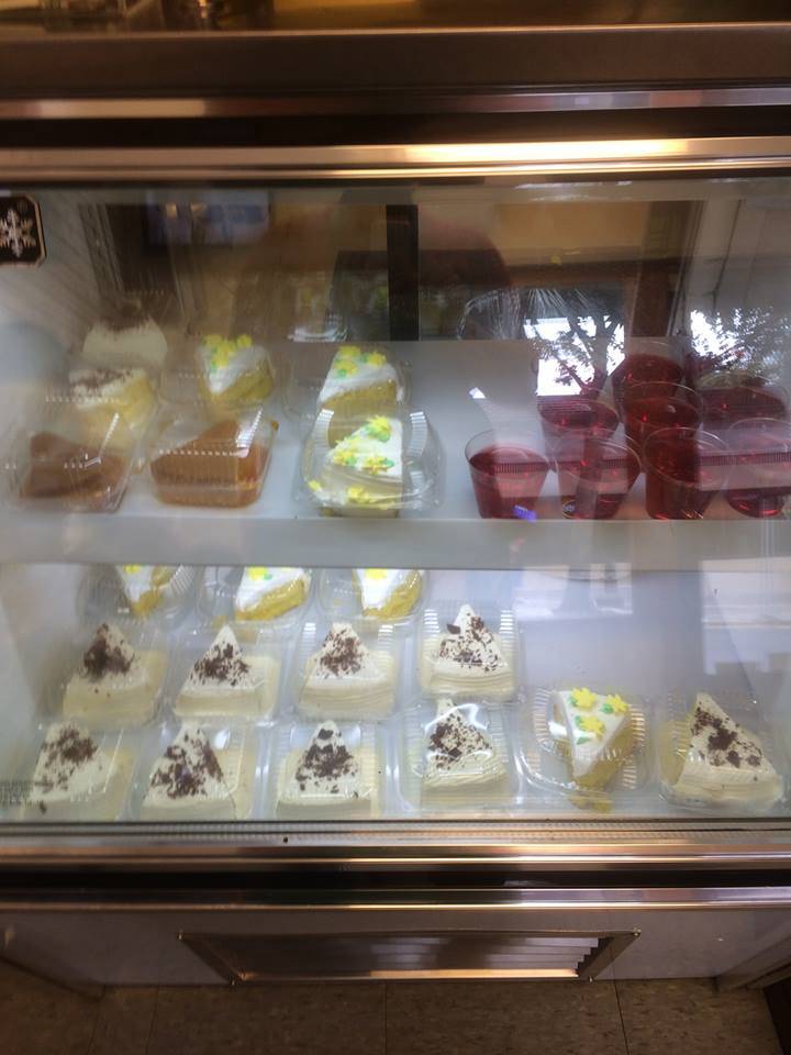 Caribbean Breeze | restaurant | 117 Pine St #2, Catasauqua, PA 18032, USA | 6104430598 OR +1 610-443-0598