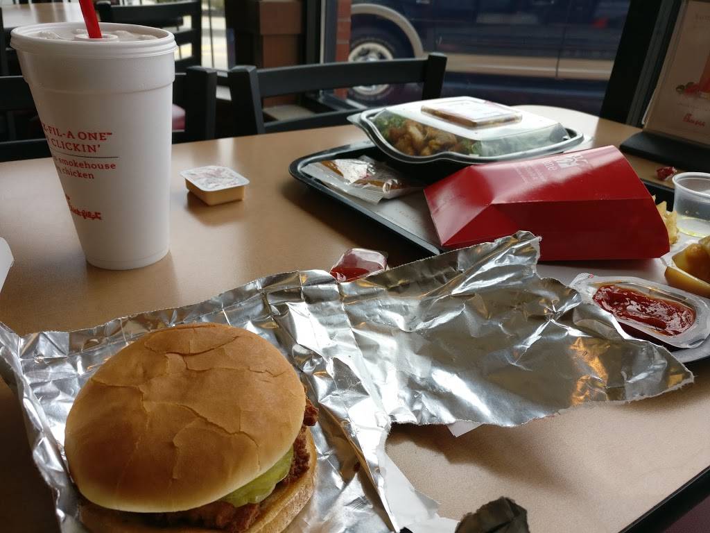 Chick-fil-A | restaurant | 1516 Sams Cir, Chesapeake, VA 23320, USA | 7575474503 OR +1 757-547-4503