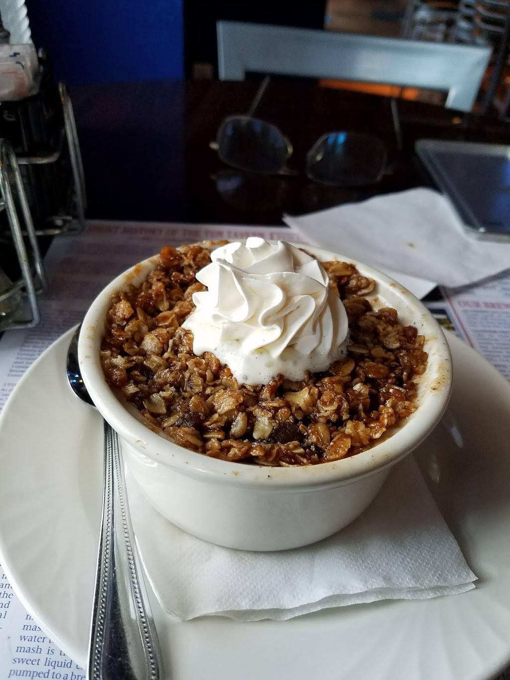 Tun Tavern Restaurant & Brewery | restaurant | 2 Convention Boulevard, Atlantic City, NJ 08401, USA | 6093477800 OR +1 609-347-7800