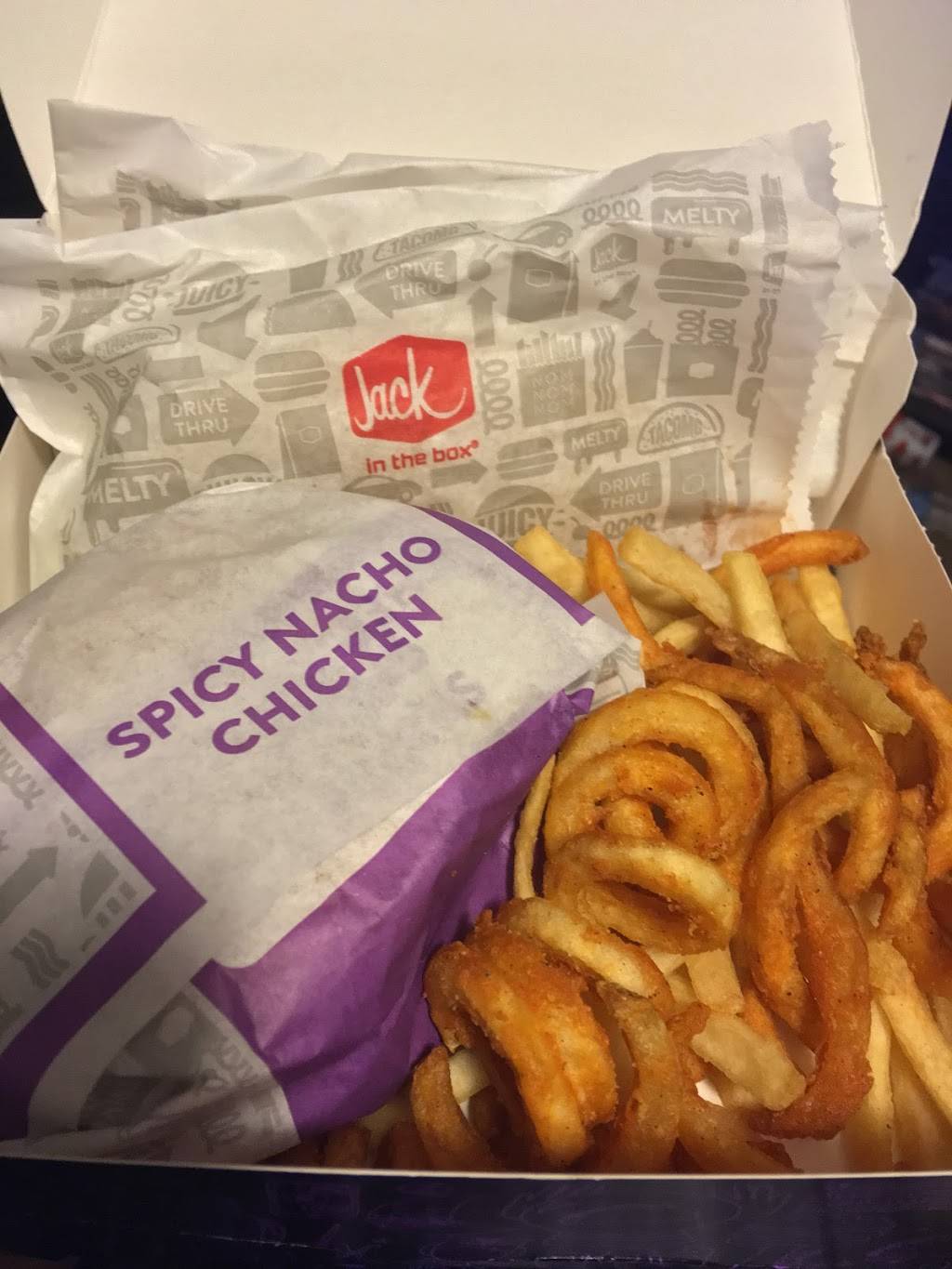 Jack in the Box | restaurant | 17020 S Highland Ave, Fontana, CA 92336, USA | 9095744816 OR +1 909-574-4816