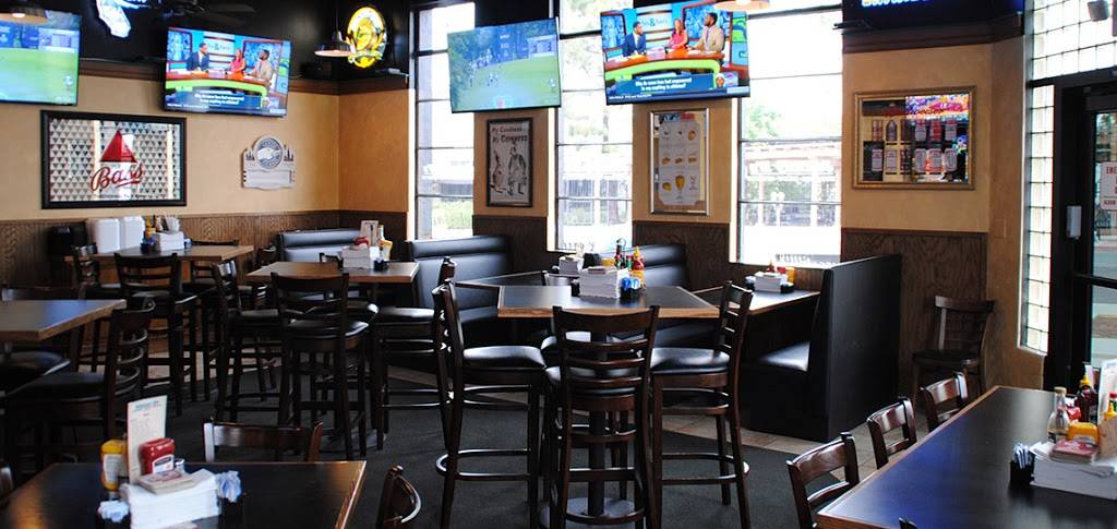 Johnny Bs Burgers, Brew & Spirits | restaurant | 8393 La Mesa Blvd, La Mesa, CA 91942, USA | 6194642465 OR +1 619-464-2465