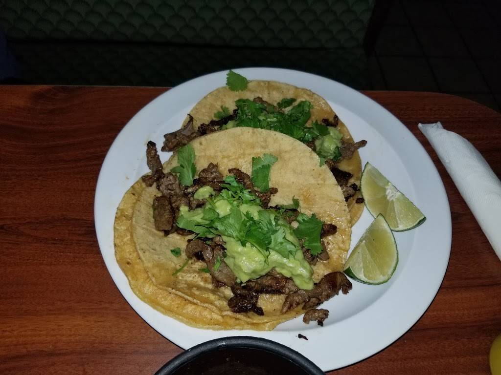 El Asadero Mexican and Seafood | restaurant | 1717 E Vista Way Suite 106, Vista, CA 92084, USA | 7606317411 OR +1 760-631-7411