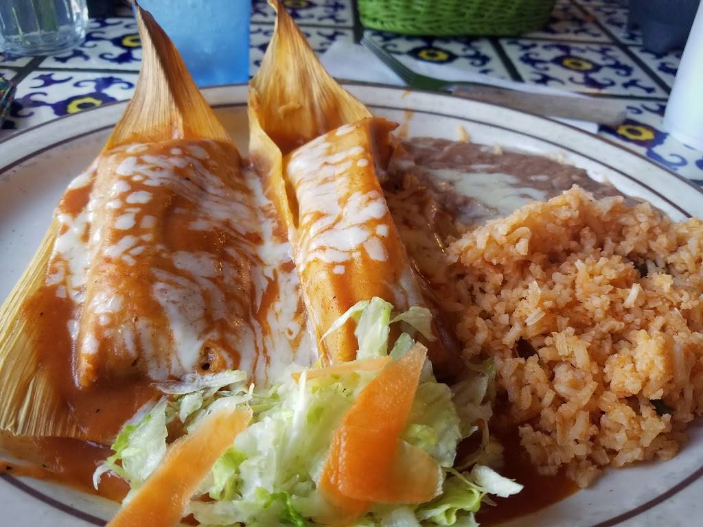 Rosa Lindas Mexican Cuisine | restaurant | 2905 McCall Ave, Selma, CA 93662, USA | 5598968917 OR +1 559-896-8917