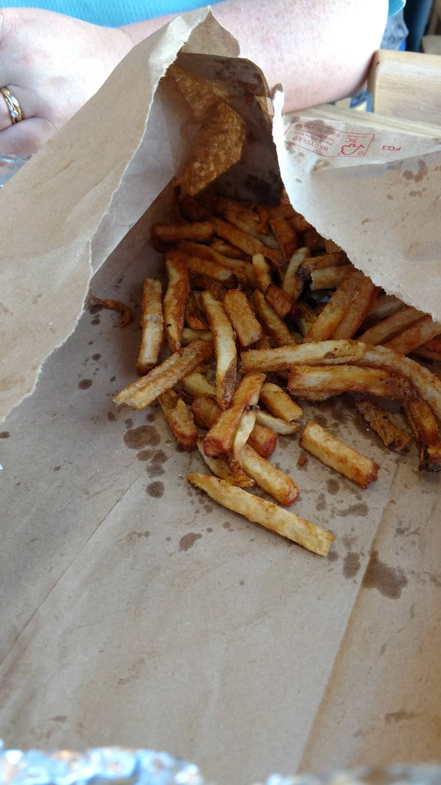 Five Guys | meal takeaway | 15523 WC Commons Way, Midlothian, VA 23113, USA | 8043785466 OR +1 804-378-5466