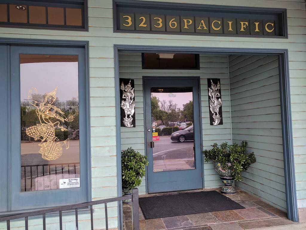 Siamese Street Thai Restaurant | restaurant | 3236 Pacific Ave, Stockton, CA 95204, USA | 2094660130 OR +1 209-466-0130
