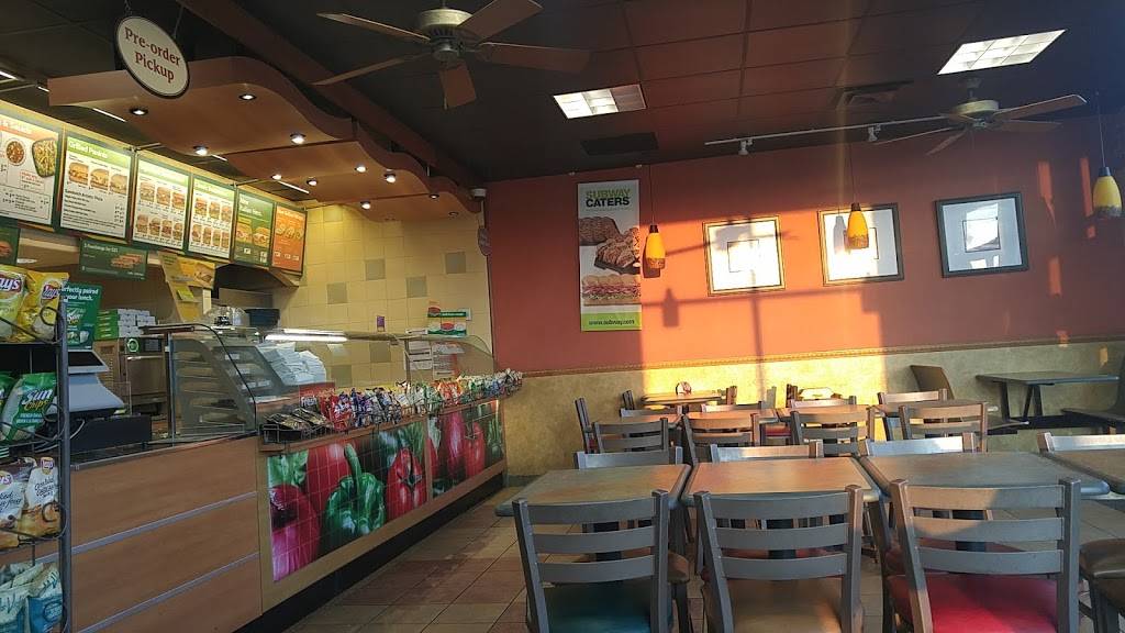 Subway | restaurant | RioCan Centre Windsor, 3090 Legacy Park Dr, Windsor, ON N8W 5S6, Canada | 5192508855 OR +1 519-250-8855