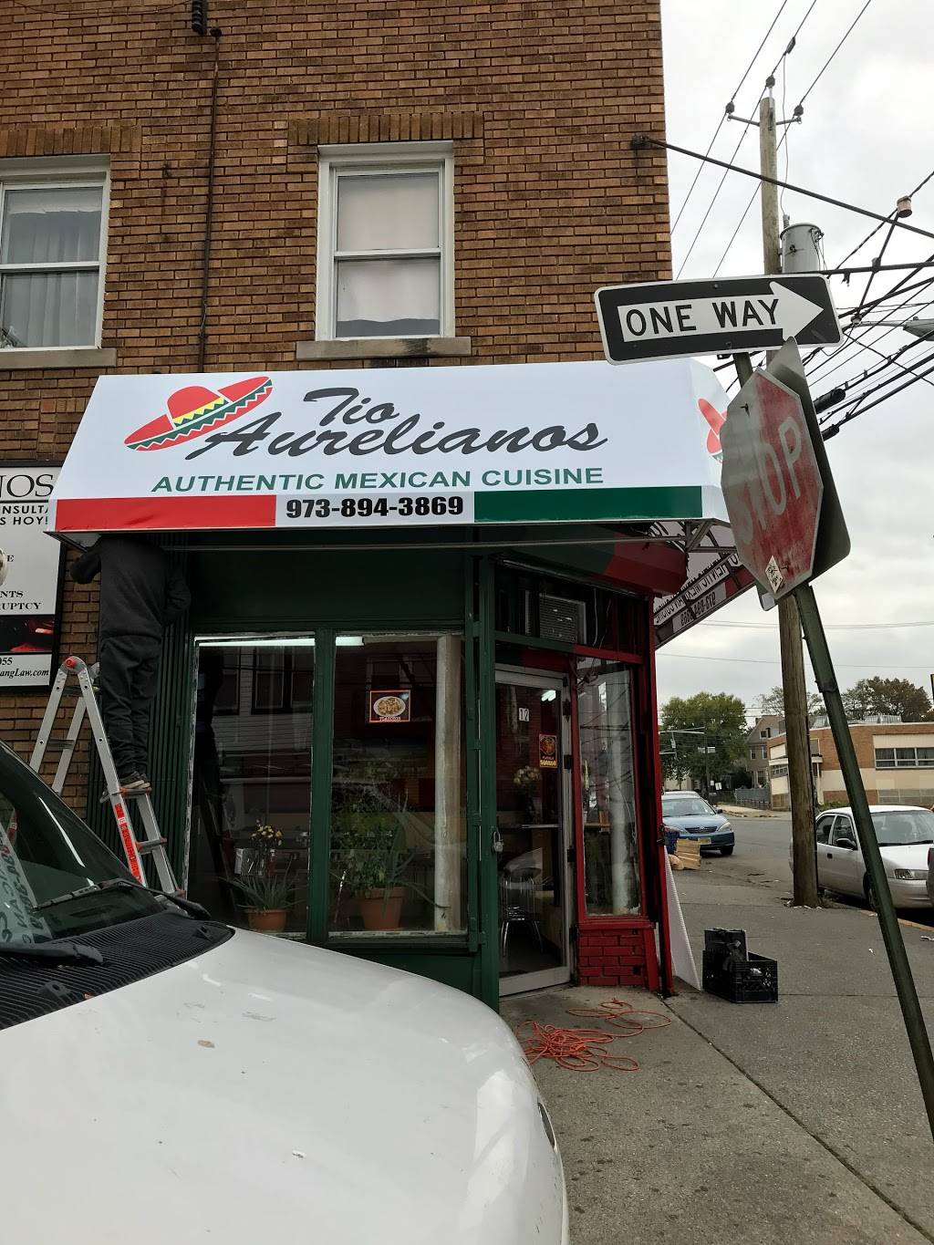 Tio Aurelianos Restaurant | restaurant | 2934, 12 Myrtle Ave, Passaic, NJ 07055, USA | 9738943869 OR +1 973-894-3869