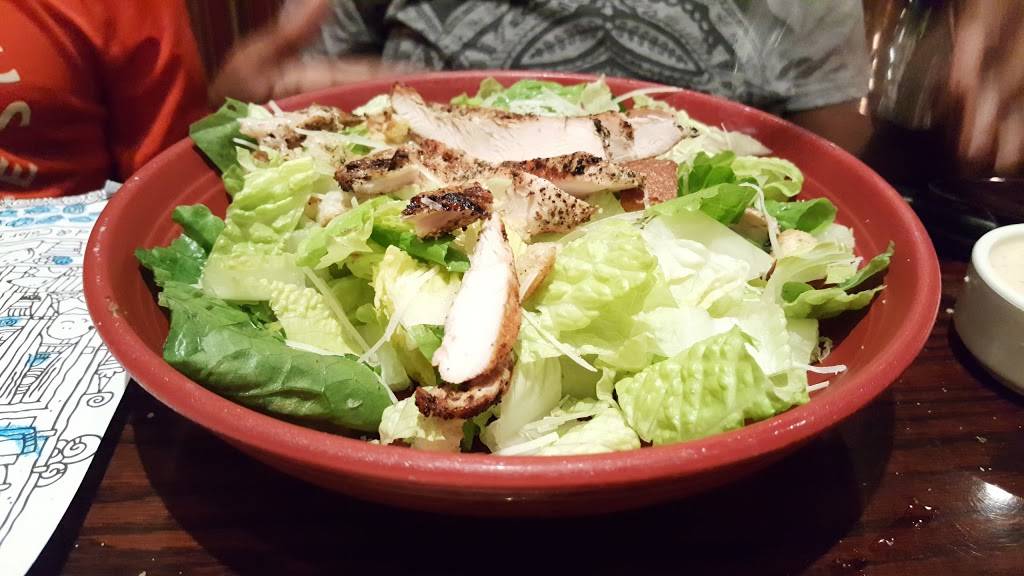 Carrabbas Italian Grill | restaurant | 4430 Long Gate Pkwy, Ellicott City, MD 21043, USA | 4104615200 OR +1 410-461-5200