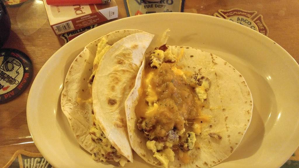 Backdraft Bar-Be-Que Inc | restaurant | 411 S Main St, Highlands, TX 77562, USA | 2814262388 OR +1 281-426-2388