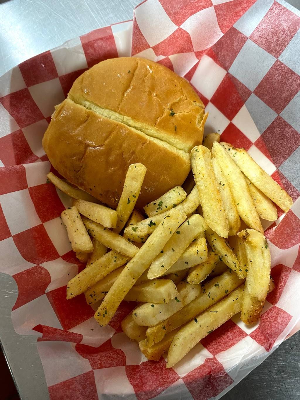 Caribbean island spice grill | restaurant | 5836 Martin Luther King Blvd, Houston, TX 77021, USA | 8327741335 OR +1 832-774-1335