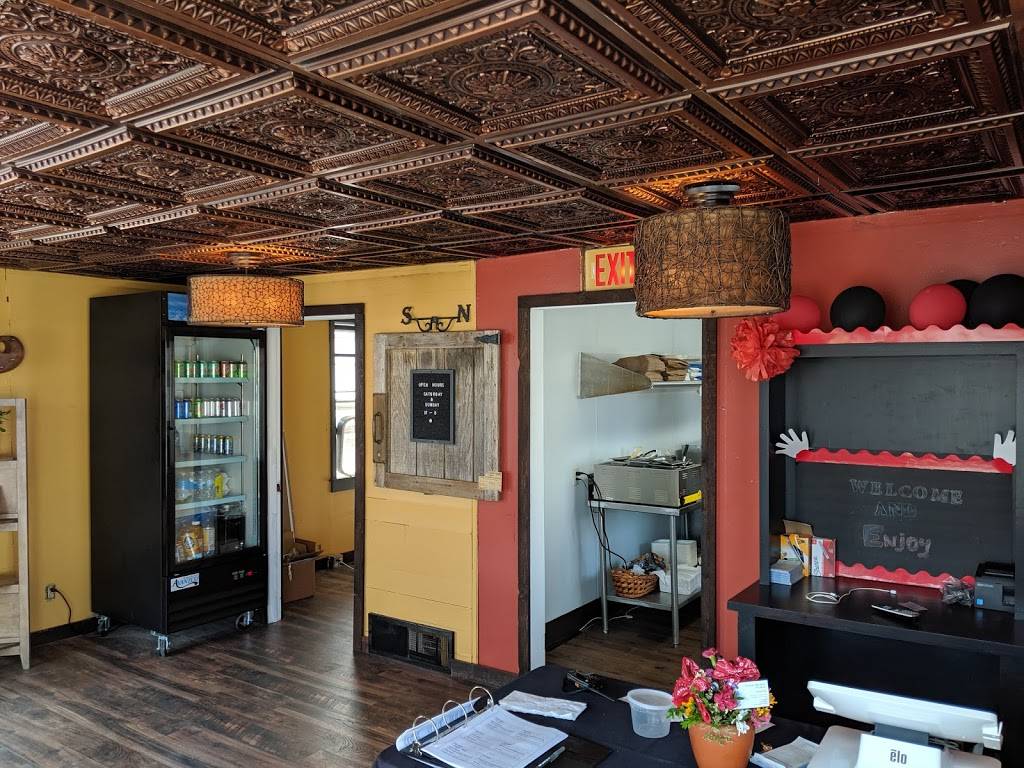 Big Eds Smoke Pit | restaurant | 746 Main St, Belgium, WI 53004, USA | 2624765126 OR +1 262-476-5126