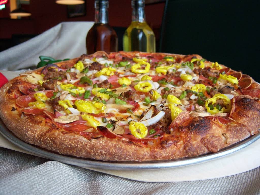 Crenos Pizza Cedar St. | restaurant | 6701, 221 N Cedar St, Newark, OH 43055, USA | 7403450544 OR +1 740-345-0544