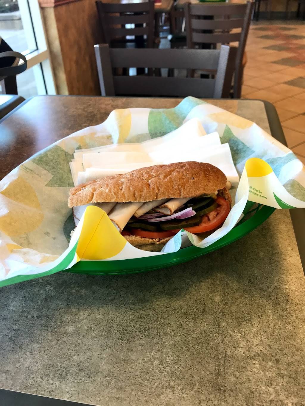 Subway Restaurants | restaurant | 540 N Santa Cruz Ave, Los Gatos, CA 95030, USA | 4083952090 OR +1 408-395-2090