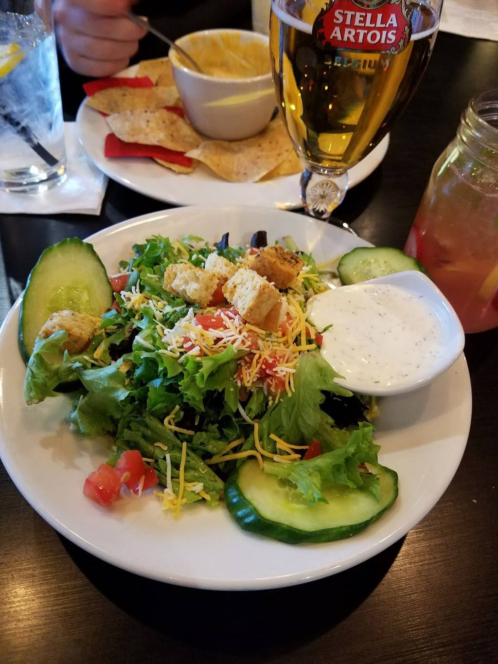 Metropolitan Bar & Grill | restaurant | 10111 Inverness Main St, Englewood, CO 80112, USA | 7202428026 OR +1 720-242-8026