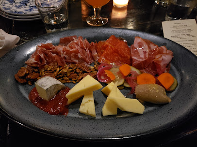 The Kitchen at Atomic | restaurant | 927 E Fremont St, Las Vegas, NV 89101, USA | 7025343223 OR +1 702-534-3223