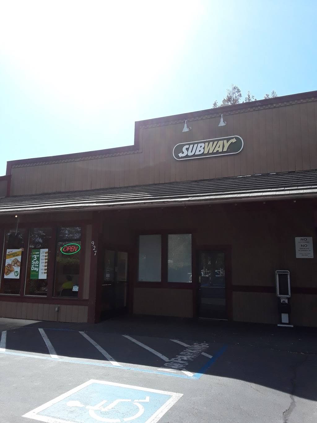 Subway Restaurants | restaurant | 927 Broadway, Sonoma, CA 95476, USA | 7079397857 OR +1 707-939-7857