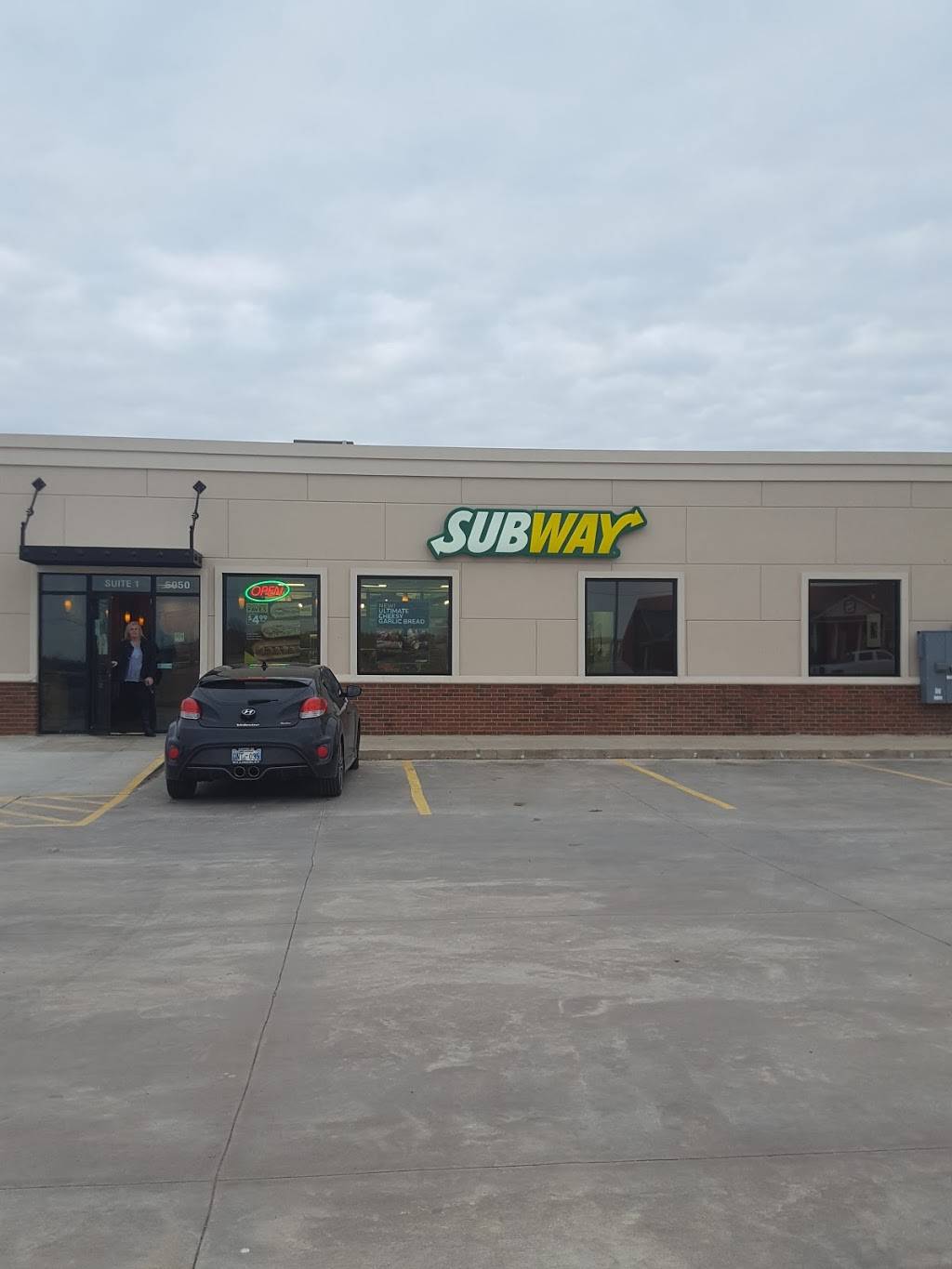 Subway | restaurant | 5104 SW Lee Blvd, Lawton, OK 73505, USA | 5806997199 OR +1 580-699-7199