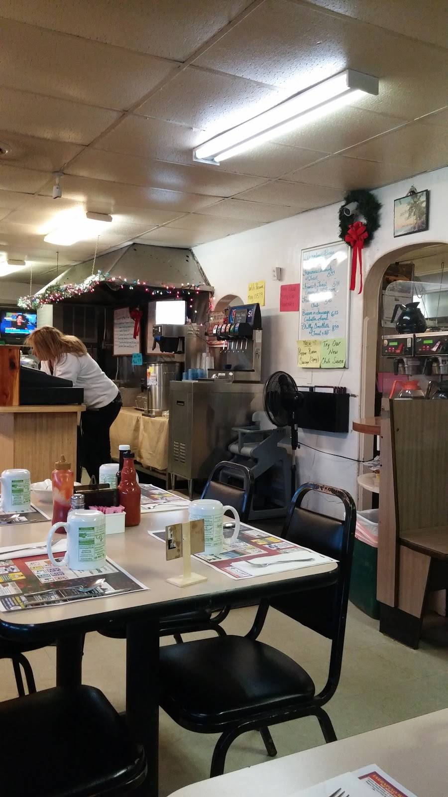 Roxys Diner | restaurant | 1113 New Castle Rd, Prospect, PA 16052, USA | 7248651100 OR +1 724-865-1100