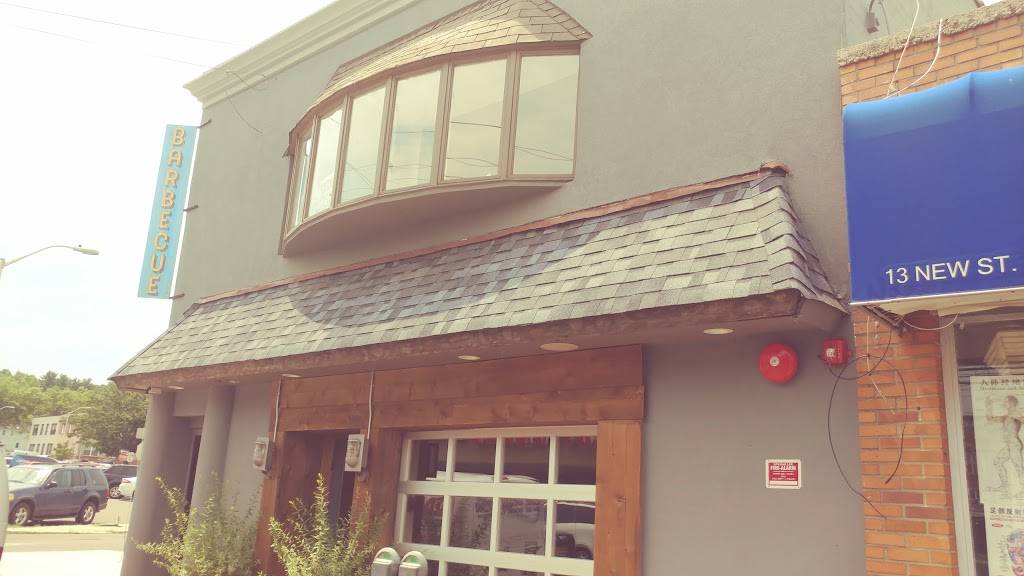 Radio Radio | restaurant | 24 Clinton Ave, Huntington, NY 11743, USA | 6319232622 OR +1 631-923-2622