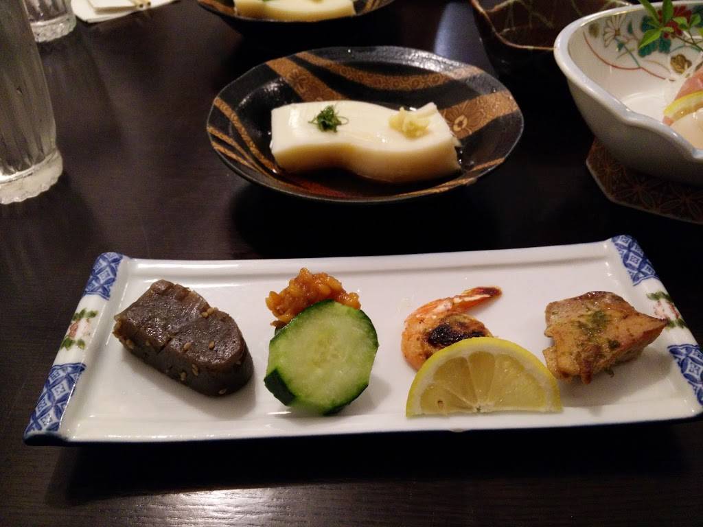 Yoshitsune | restaurant | 2586 Kalakaua Ave, Honolulu, HI 96815, USA | 8089265616 OR +1 808-926-5616