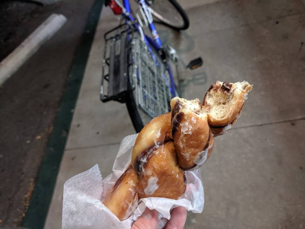 Spudnuts | bakery | 220 W Carrillo St, Santa Barbara, CA 93101, USA | 8058992779 OR +1 805-899-2779