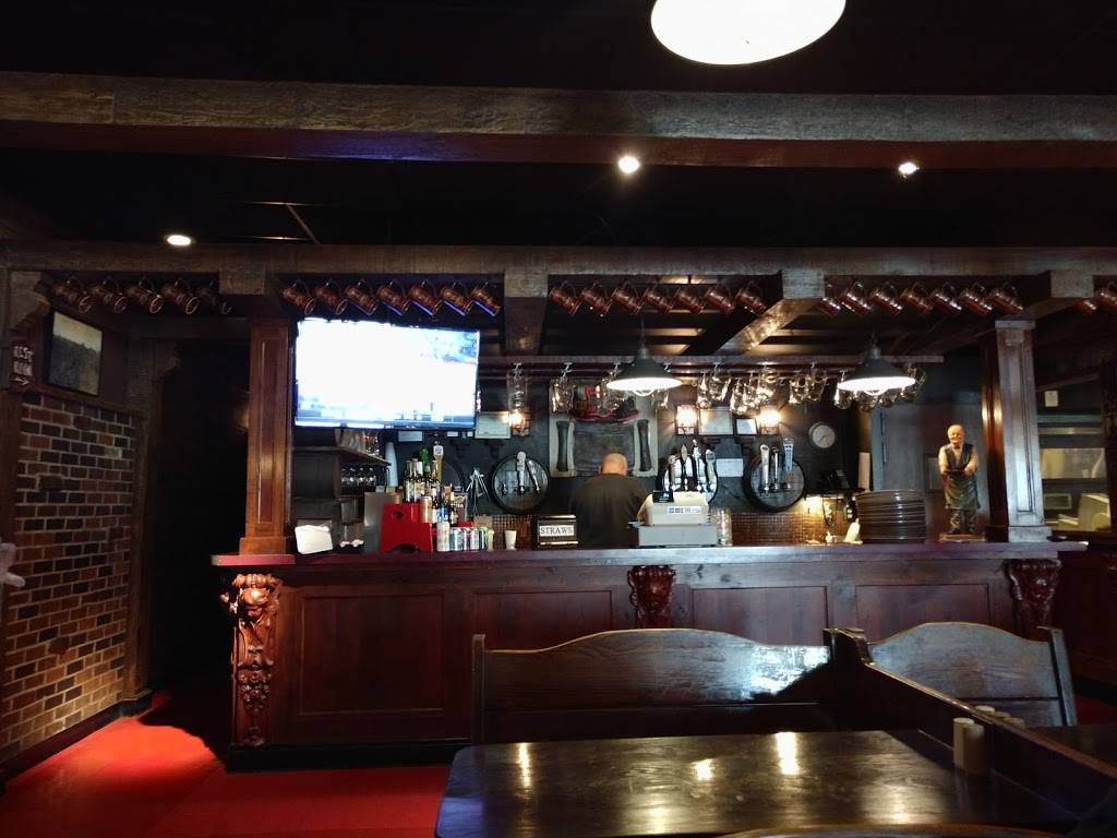 Barnabys | restaurant | 7950 N Caldwell Ave, Niles, IL 60714, USA | 8479678600 OR +1 847-967-8600