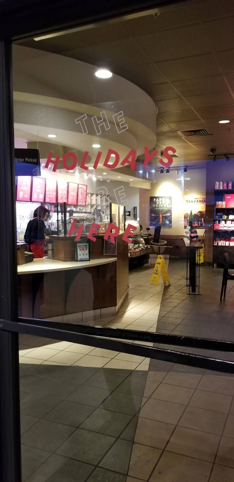 Starbucks | cafe | 5347 N Blackstone Ave #101, Fresno, CA 93710, USA | 5594380397 OR +1 559-438-0397