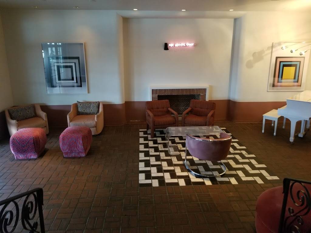 BarBelmont | night club | 901 Fort Worth Ave, Dallas, TX 75208, USA | 2143934141 OR +1 214-393-4141