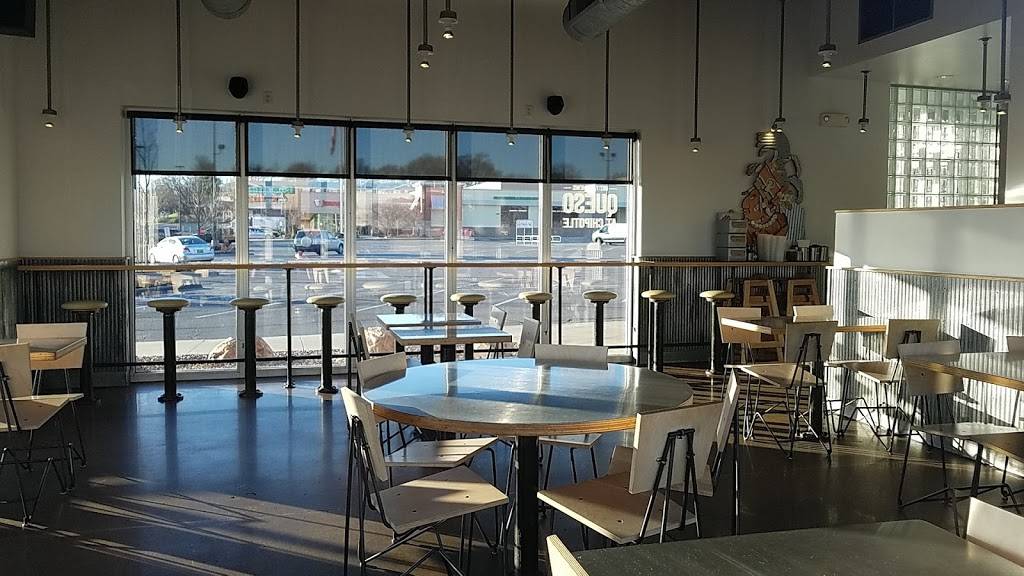 Chipotle Mexican Grill | restaurant | 13203 W Center Rd, Omaha, NE 68144, USA | 4026974903 OR +1 402-697-4903