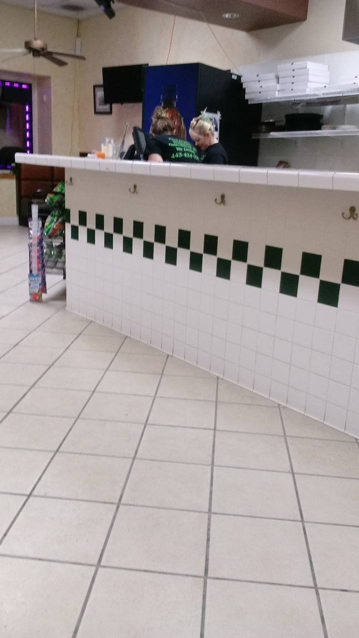 Pizza Empire | restaurant | 110 S Main St, Federalsburg, MD 21632, USA | 4434343255 OR +1 443-434-3255