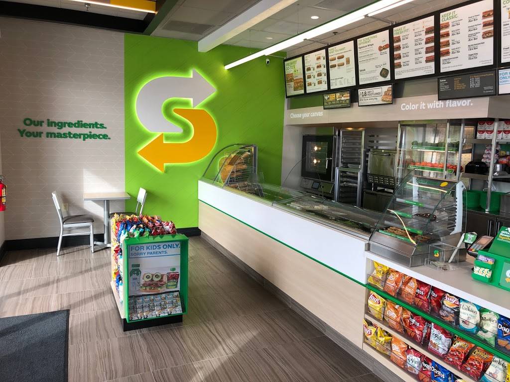 Subway Restaurant | restaurant | 709 Cirby Way suite 140, Roseville, CA 95678, USA | 9167424755 OR +1 916-742-4755