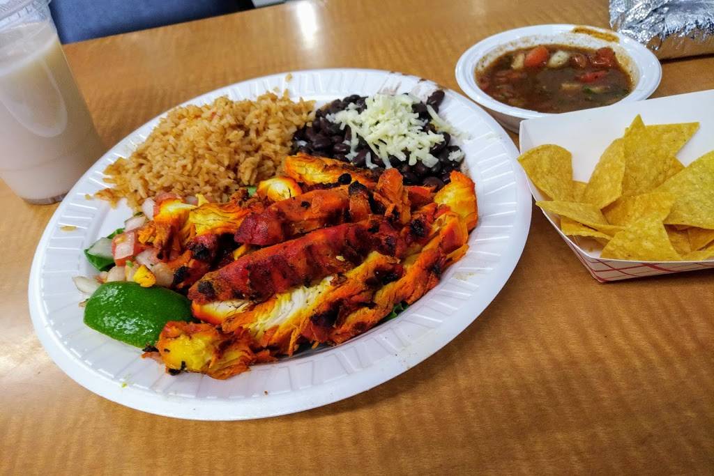 Mexican Grill 2000 | restaurant | 703 Medford Ave, Patchogue, NY 11772, USA | 6312076554 OR +1 631-207-6554