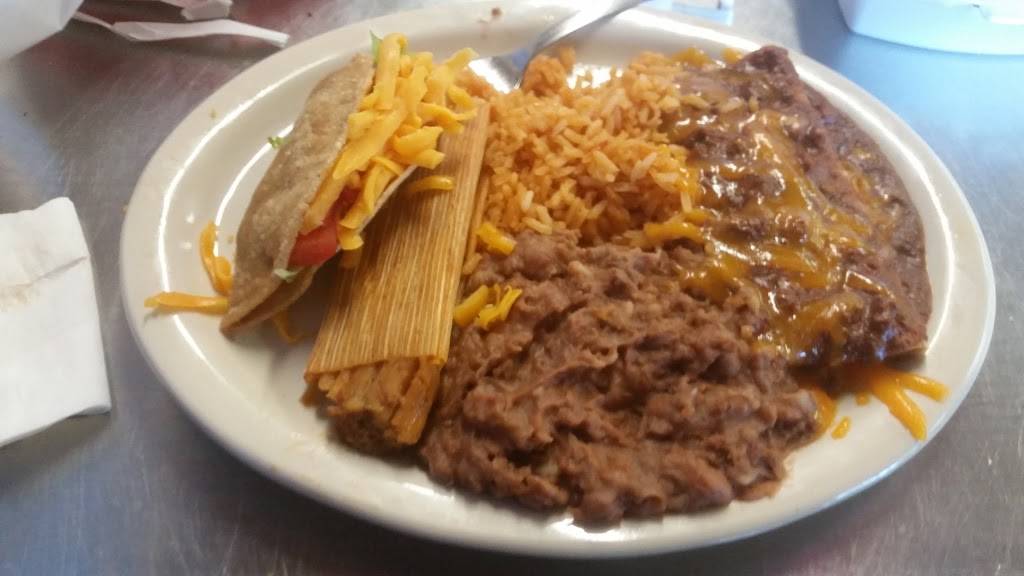 Dallas Tamales Cafe | restaurant | 1702 Small St, Grand Prairie, TX 75050, USA | 9722620850 OR +1 972-262-0850